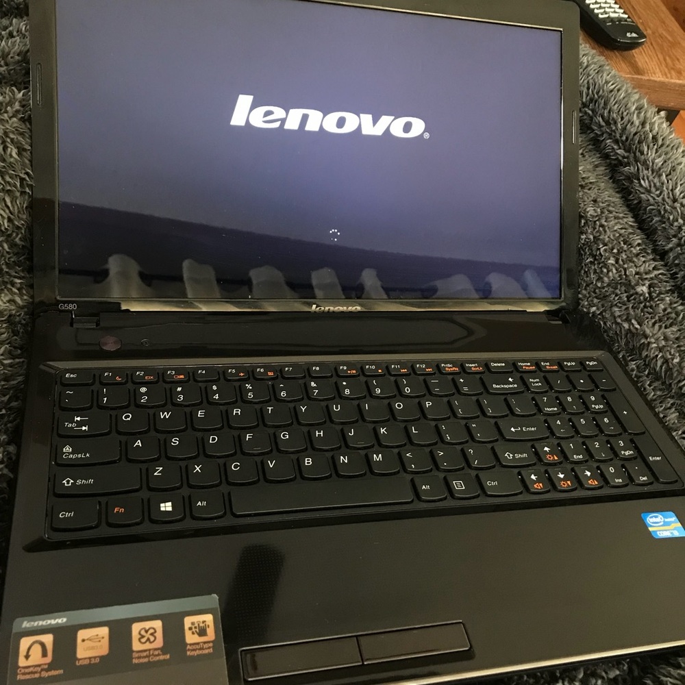 Lenovo laptop - Picture 4 of 8